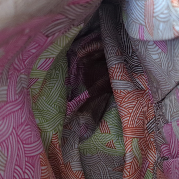 The Sak Ventura Classic Genuine Pebbled Leather Convertible Backpack Light Gray - Picture 11 of 16